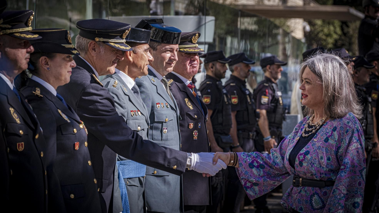 Las imágenes de la celebración del acto del Día de la Policía Nacional en Cádiz.