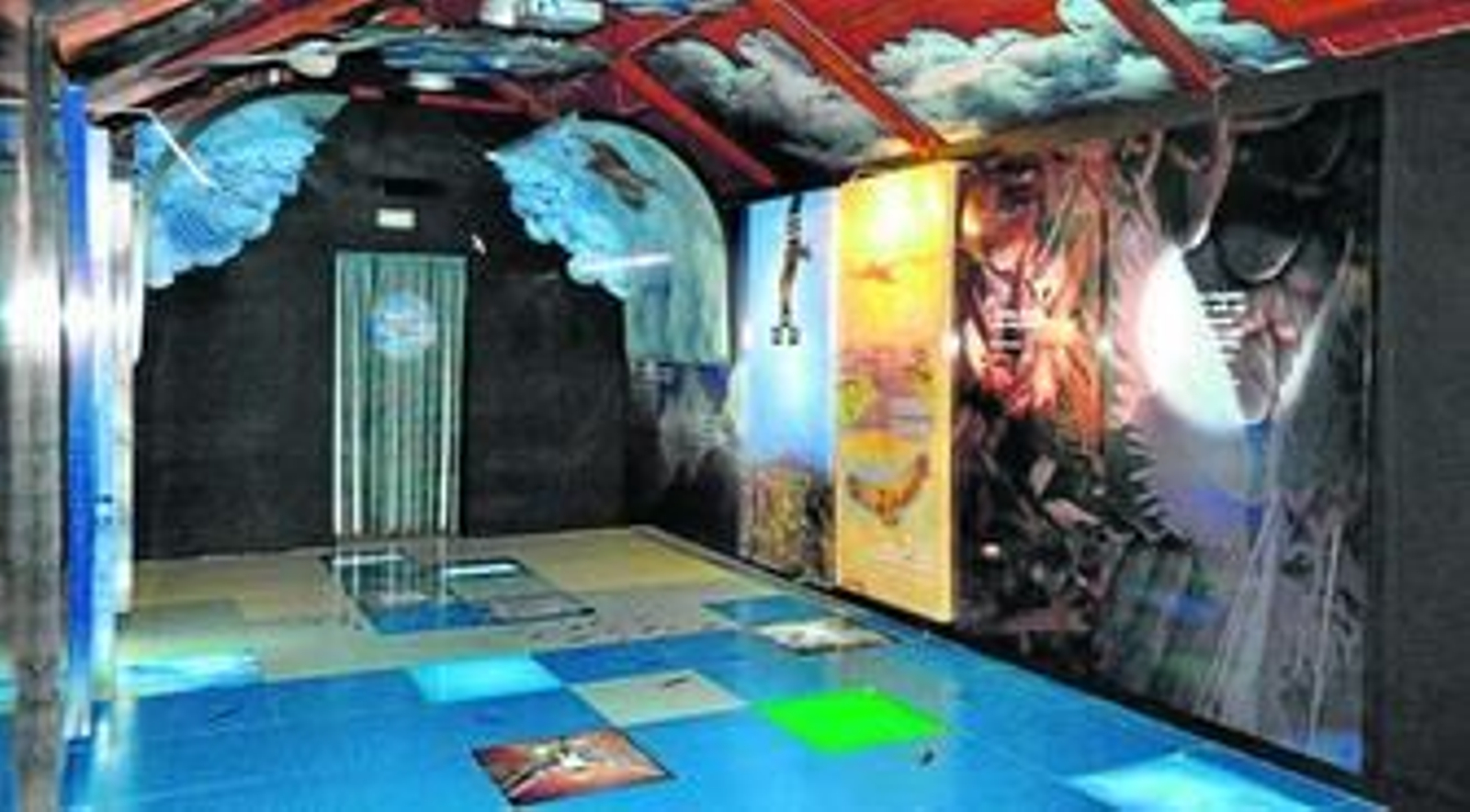 Interior de una de las zonas del centro de interpretación del parque natural del Estrecho.