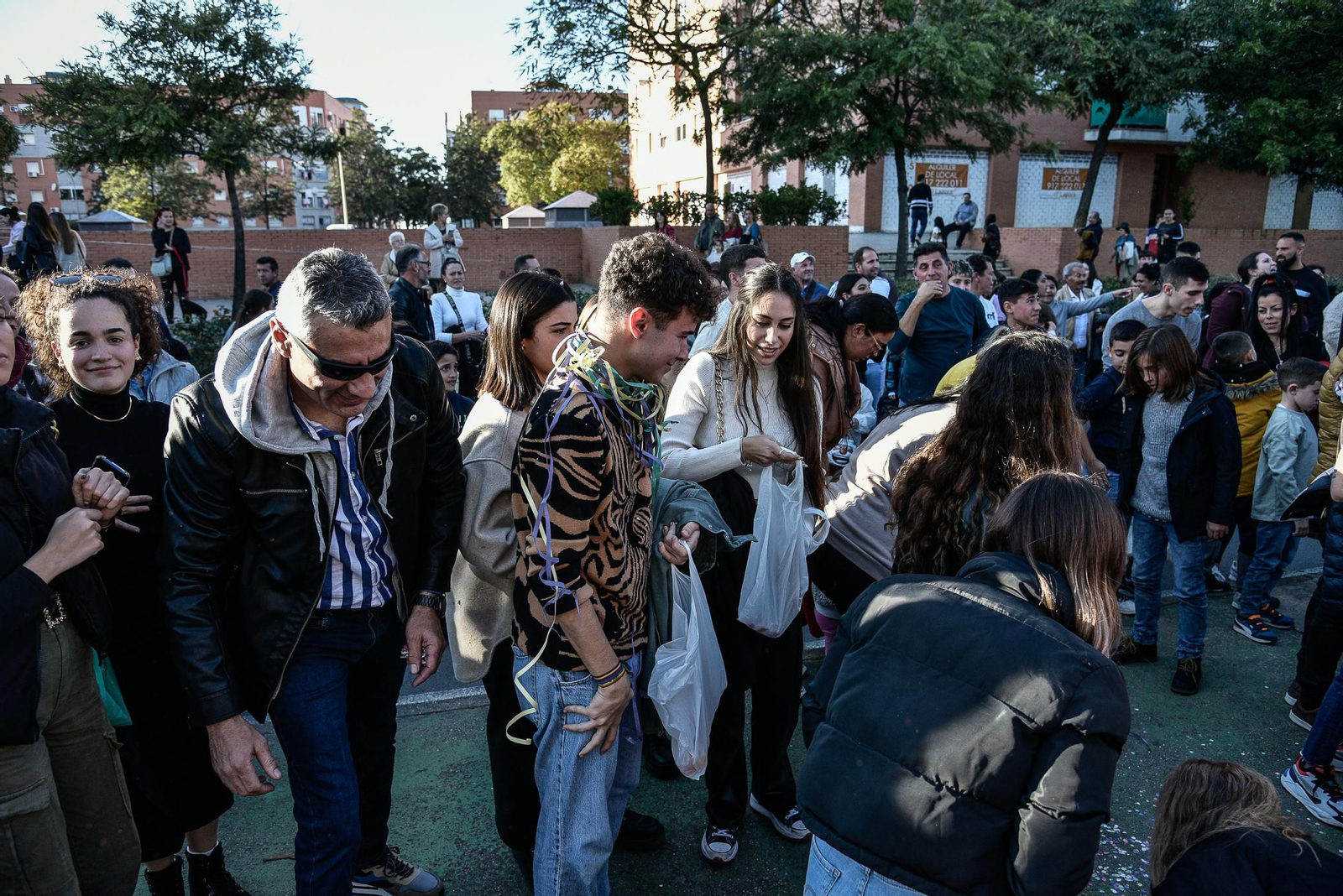 Imágenes del público en las cabalgatas por La Orden, Cardeñas y Las Colonias