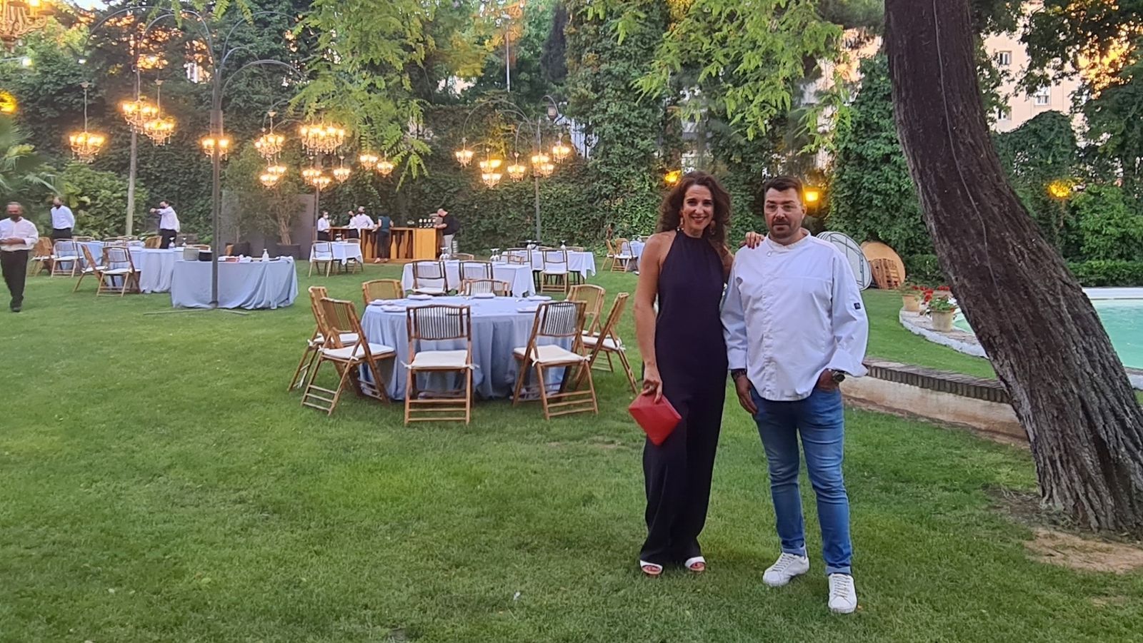 Julián Olivares y ComerdeLujo en la inauguración de Amar González Byass