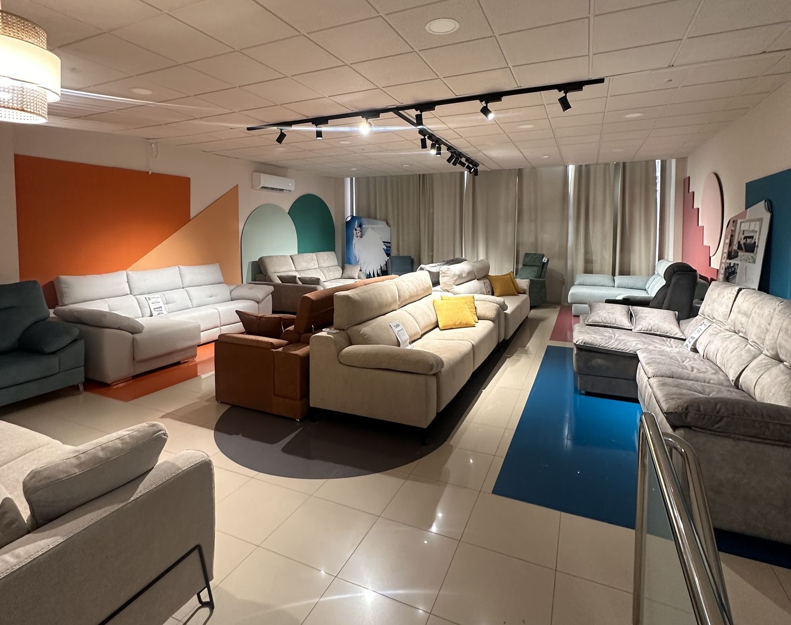 Descansolandia abrió su segunda tienda en la provincia de Cádiz en abril de 2023