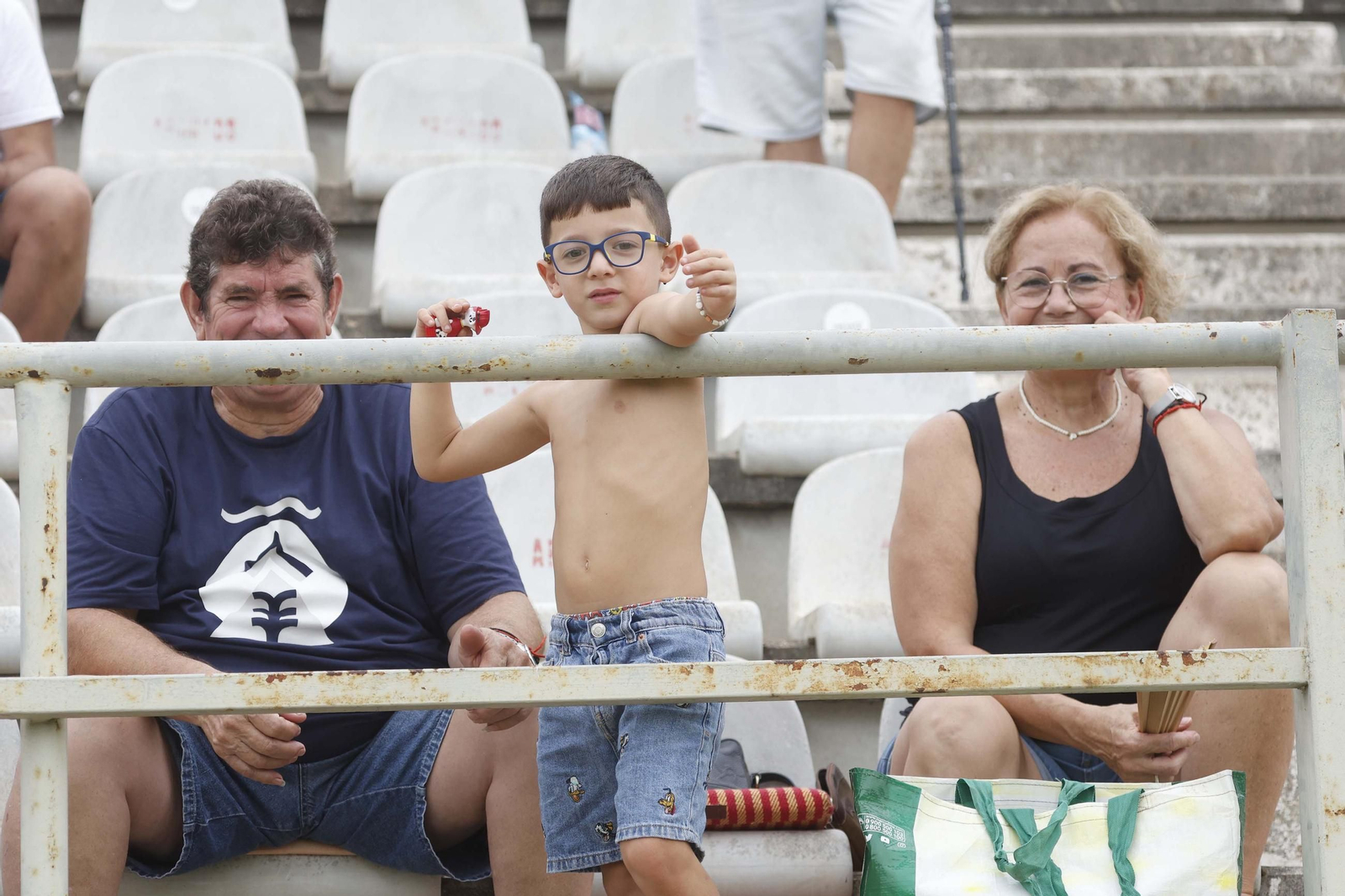 Búscate en las fotos del Algeciras - Marbella en el Nuevo Mirador