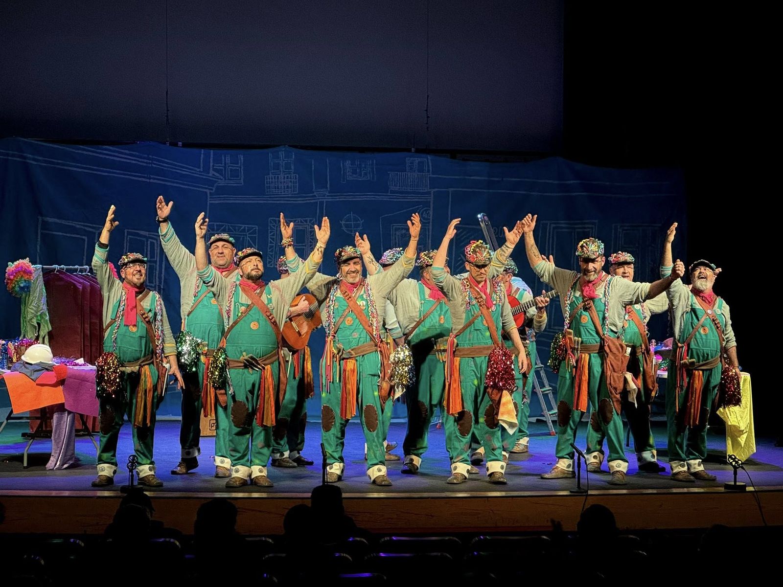 Comparsa 'Las Manos de Cádiz'