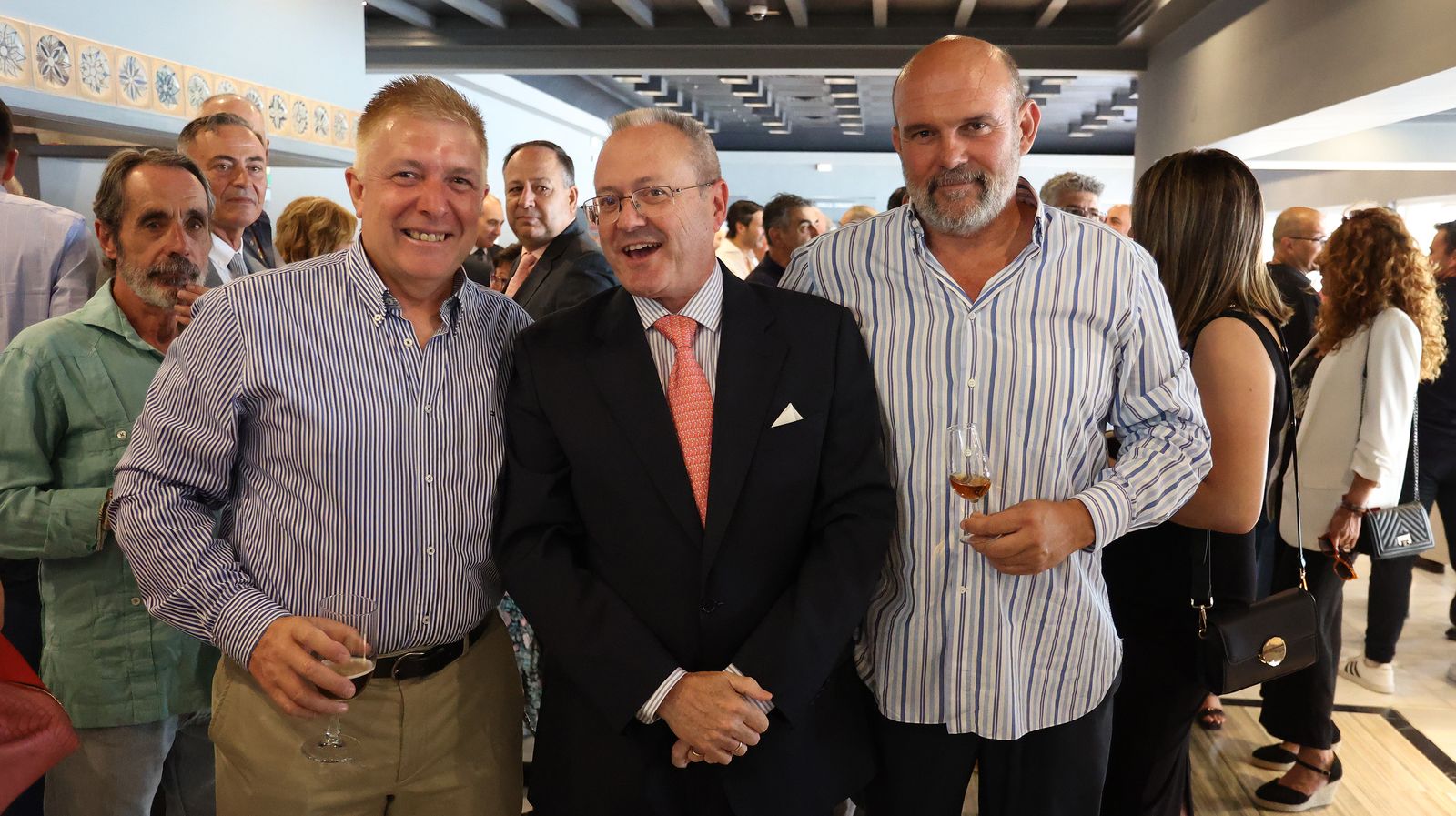 Emotiva despedida a Antonio Padillo por su jubilación como inspector de Policía Nacional de Jerez