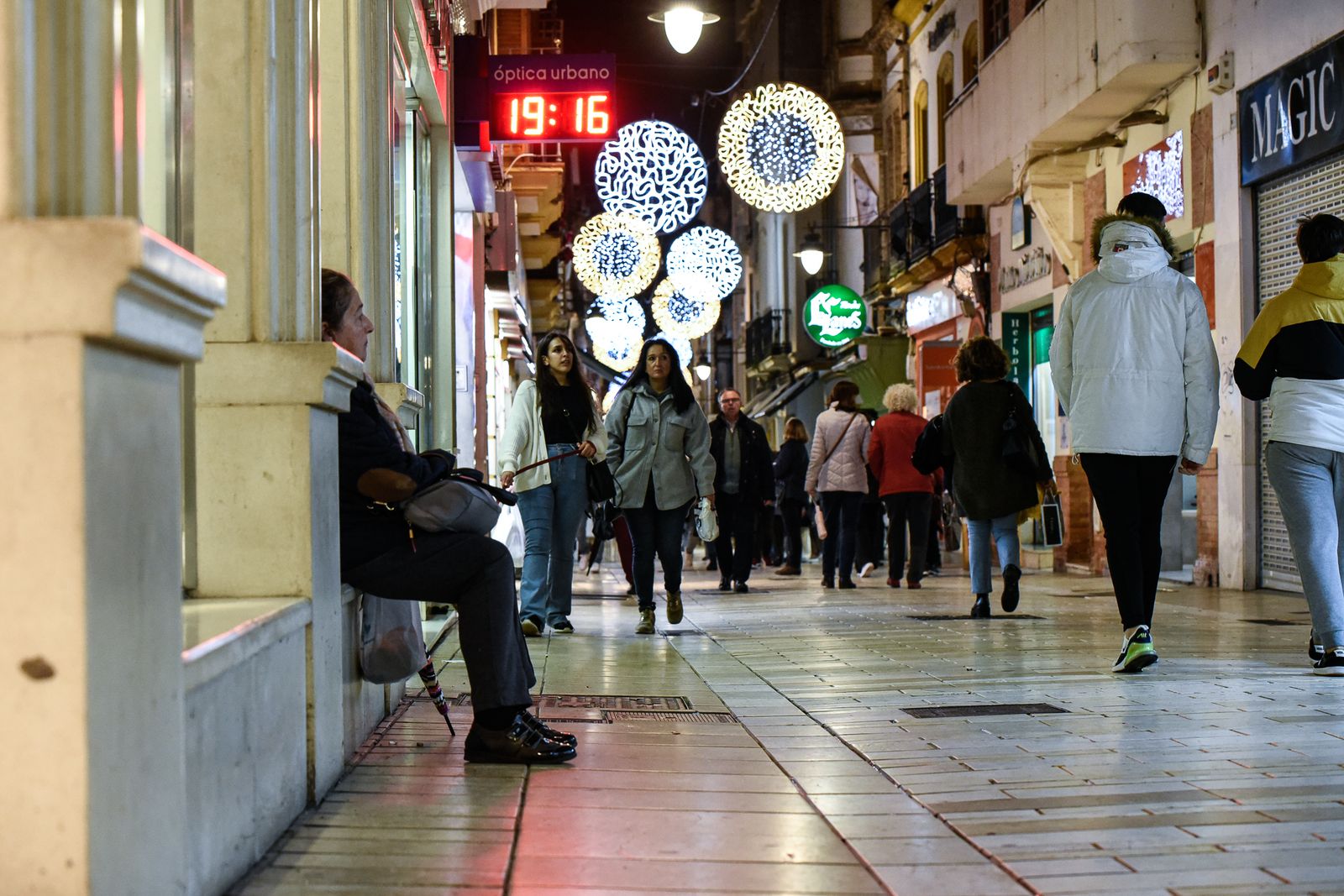 Imágenes del lunes 12 de diciembre en Huelva