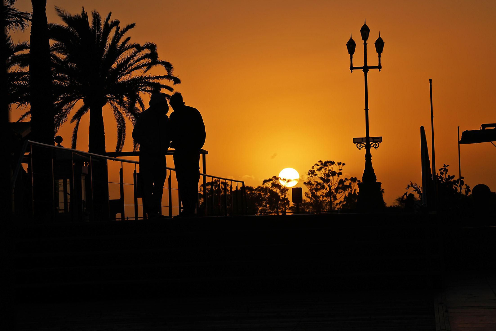 La ciudad recobra la normalidad tras desactivarse el aviso naranja por lluvias