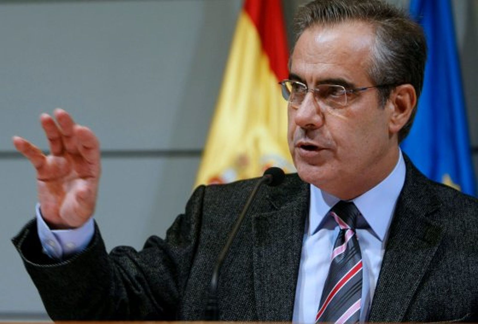 El Gobierno estudiará la regularización del inmigrante que perdió el brazo