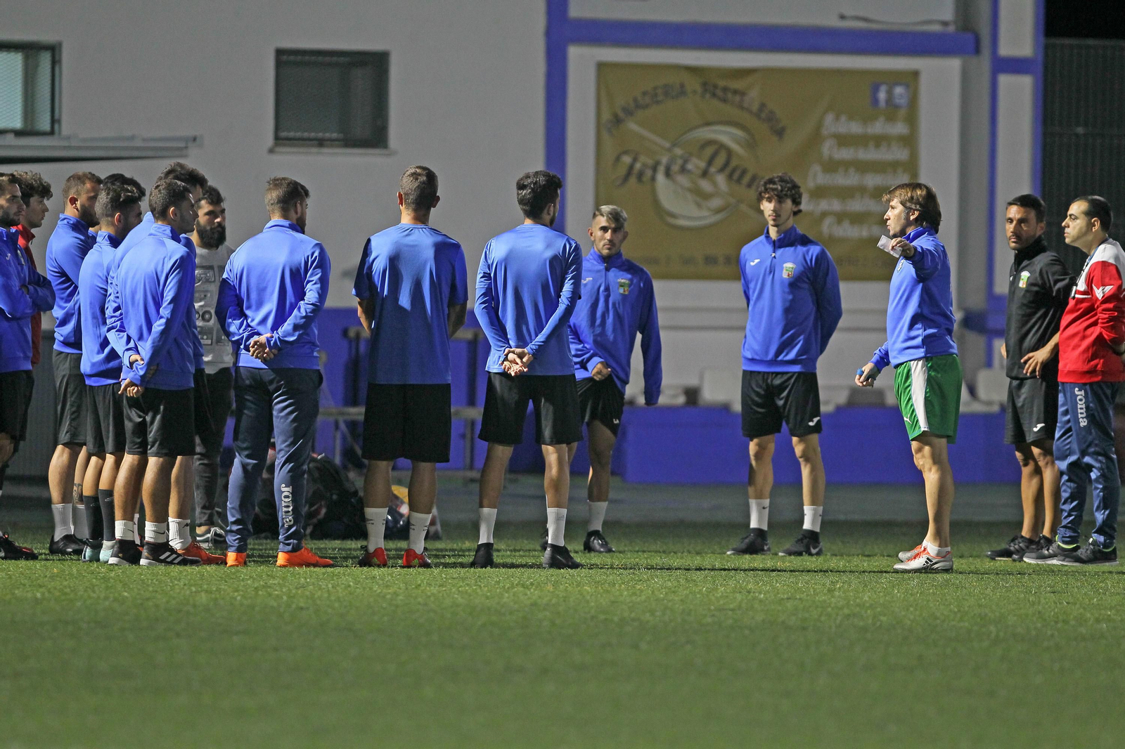 Primer entrenamiento de Jesús Mendoza como entrenador del Guadalcacín