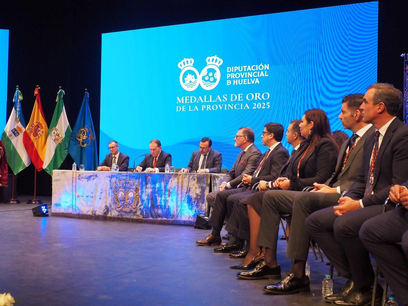 Las mejores fotografías de la entrega de las Medallas de Oro de la Provincia 2025