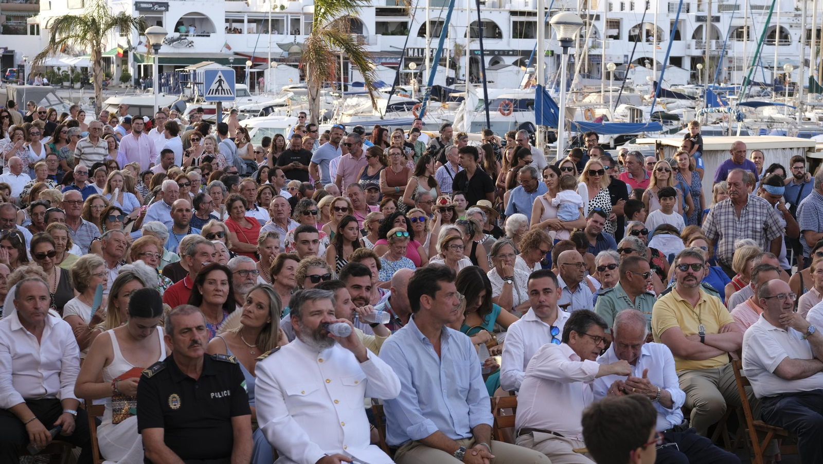 Procesión marinera  de la Virgen del Carmen en Aguadulce