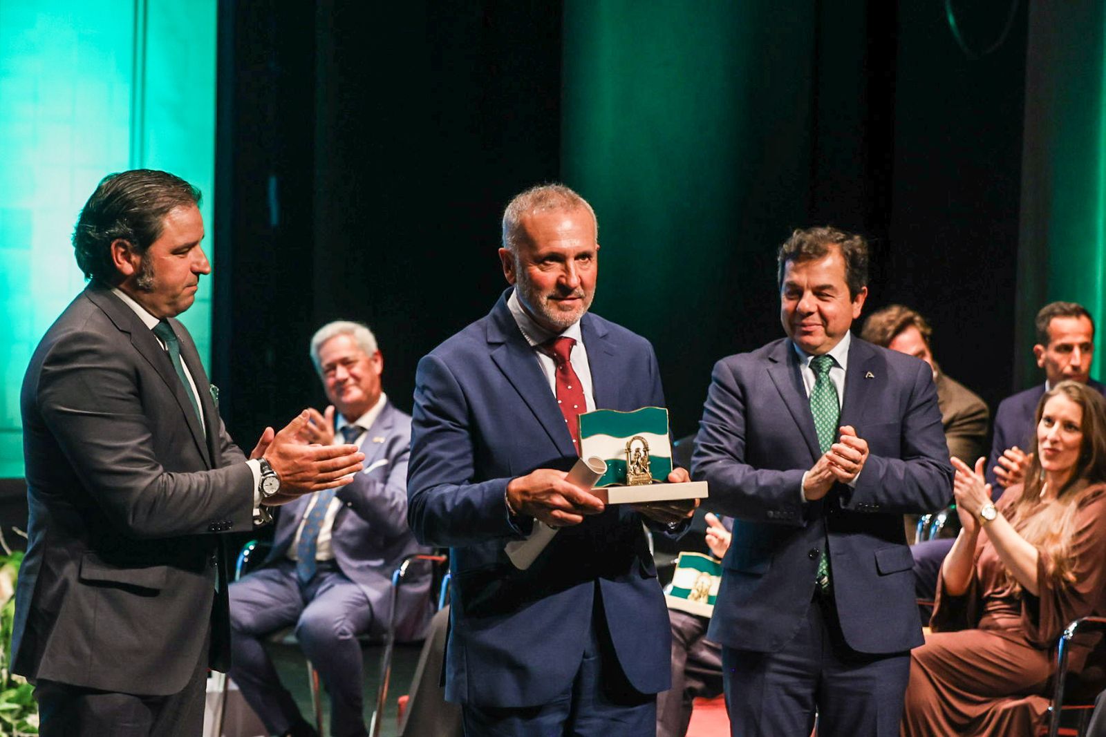 Fotografías del acto de entrega de las Banderas de Andalucía con motivo del 28F