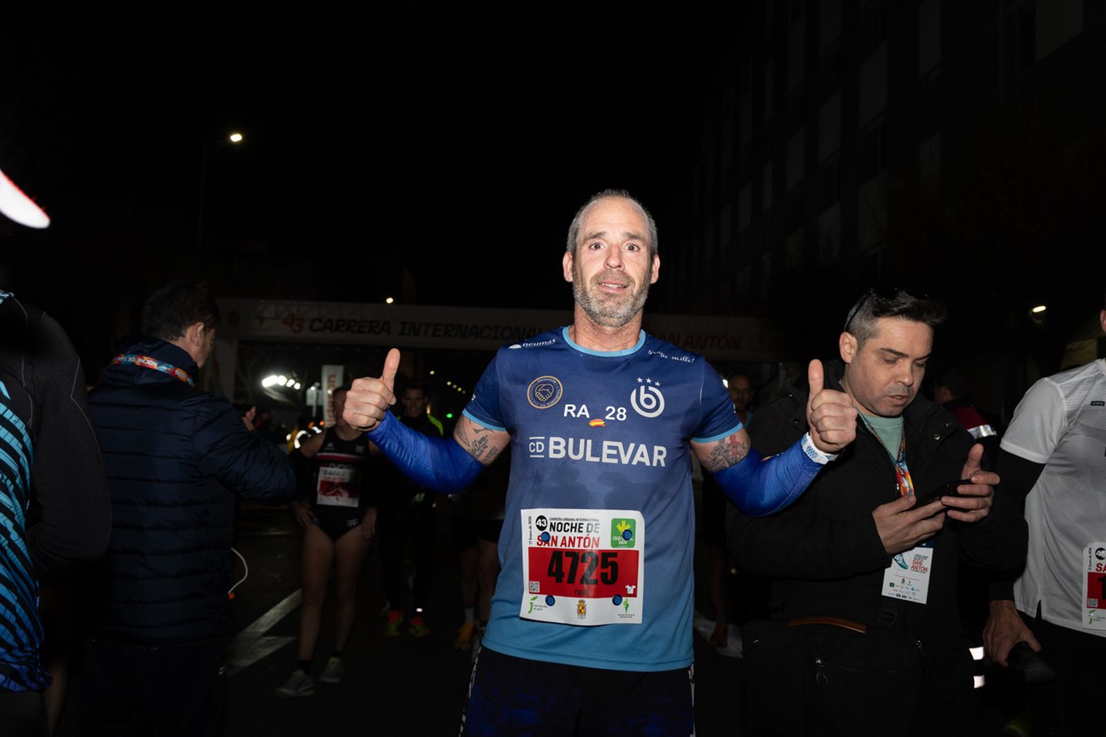 En imágenes: búscate en tu llegada a meta de la Carrera de San Antón 2026