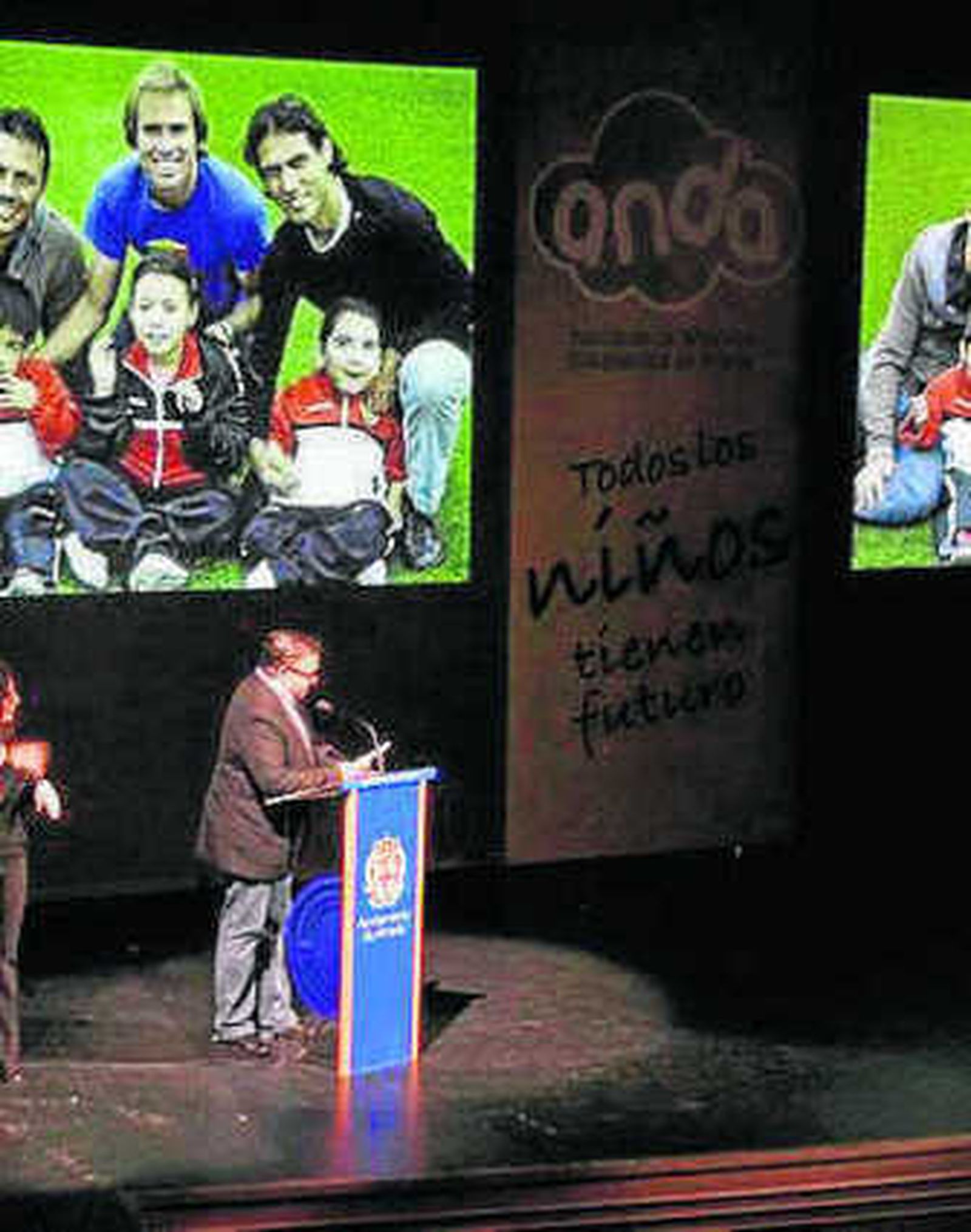 Los niños de ANDA recrean películas