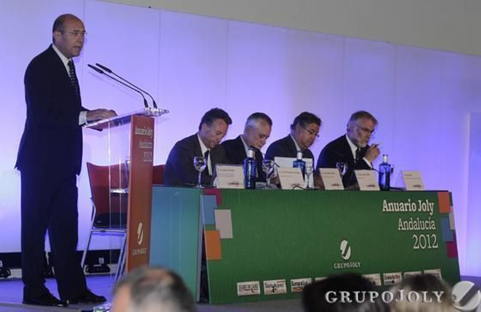 Francisco Ferraro, durante su intervención en la presentación del Anuario Joly.

Foto: A. Pizarro - M. Gómez - J.C. Vázquez - V. Hidalgo