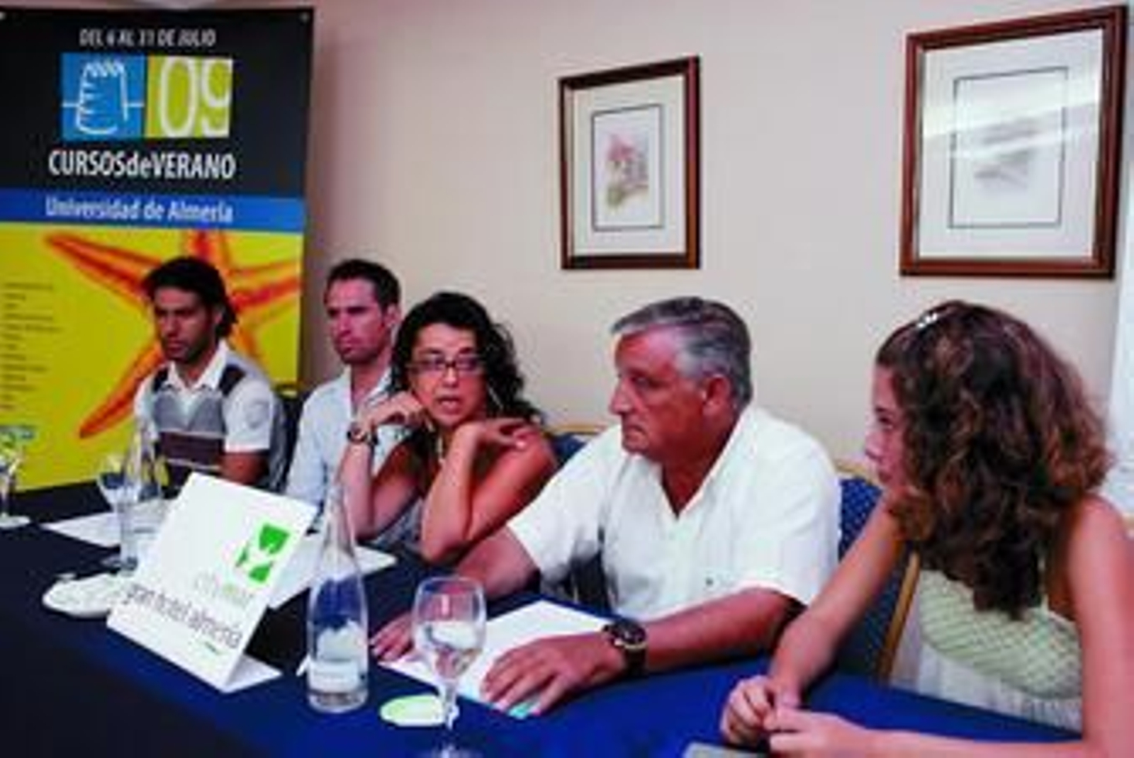 José Ortiz, Miguel Ángel Corona, Rocío Amores, Ricardo Martínez y Nerea Camacho.