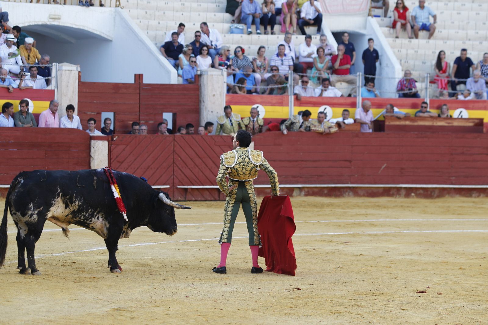 Fotogalería Primera Corrida de Toros. Feria de Almería 2019