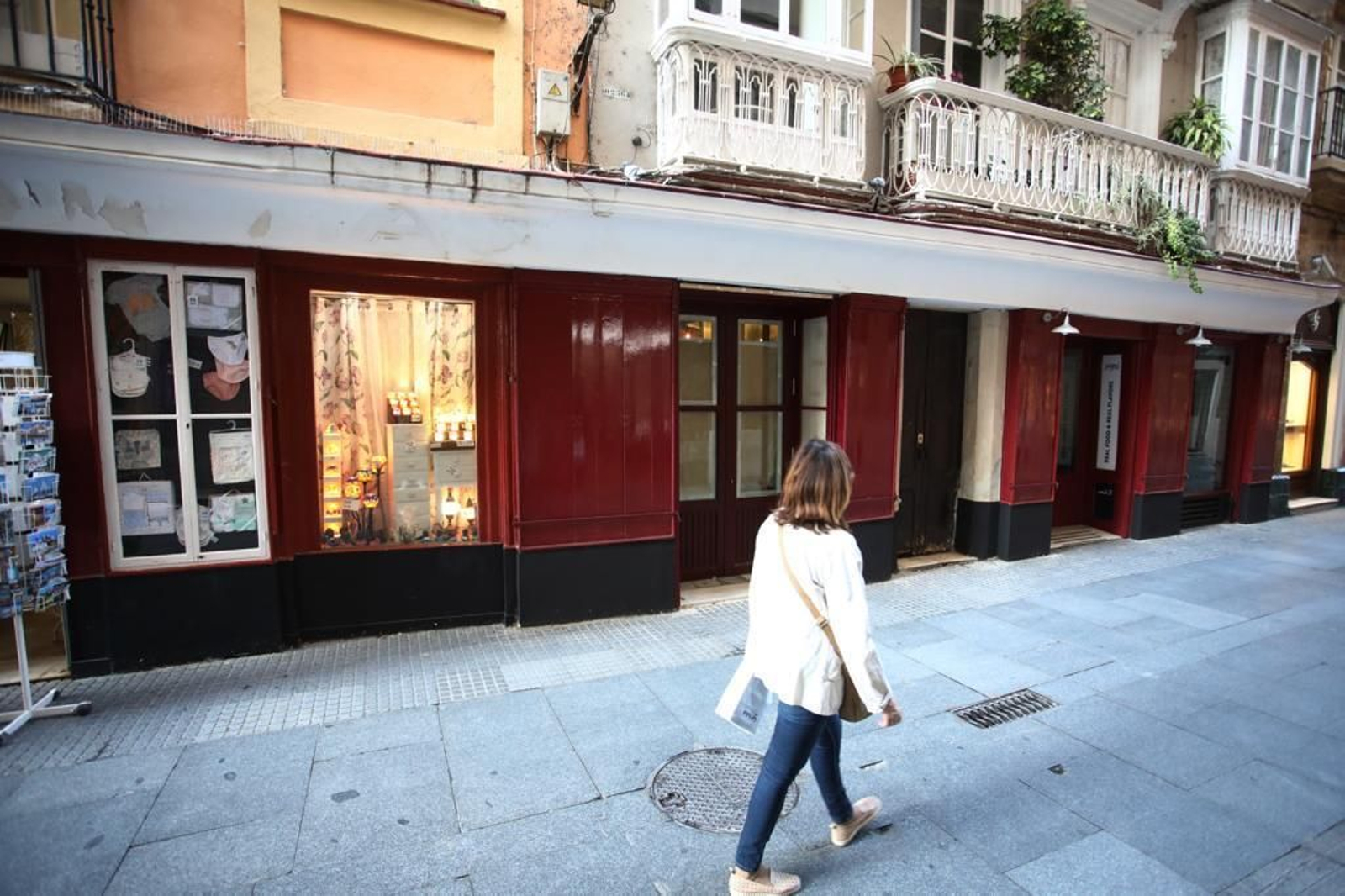 Fachada que ocupaba hasta hace unos años Casa Durán, en el que abrirá estos días el gastrobar Cubagua