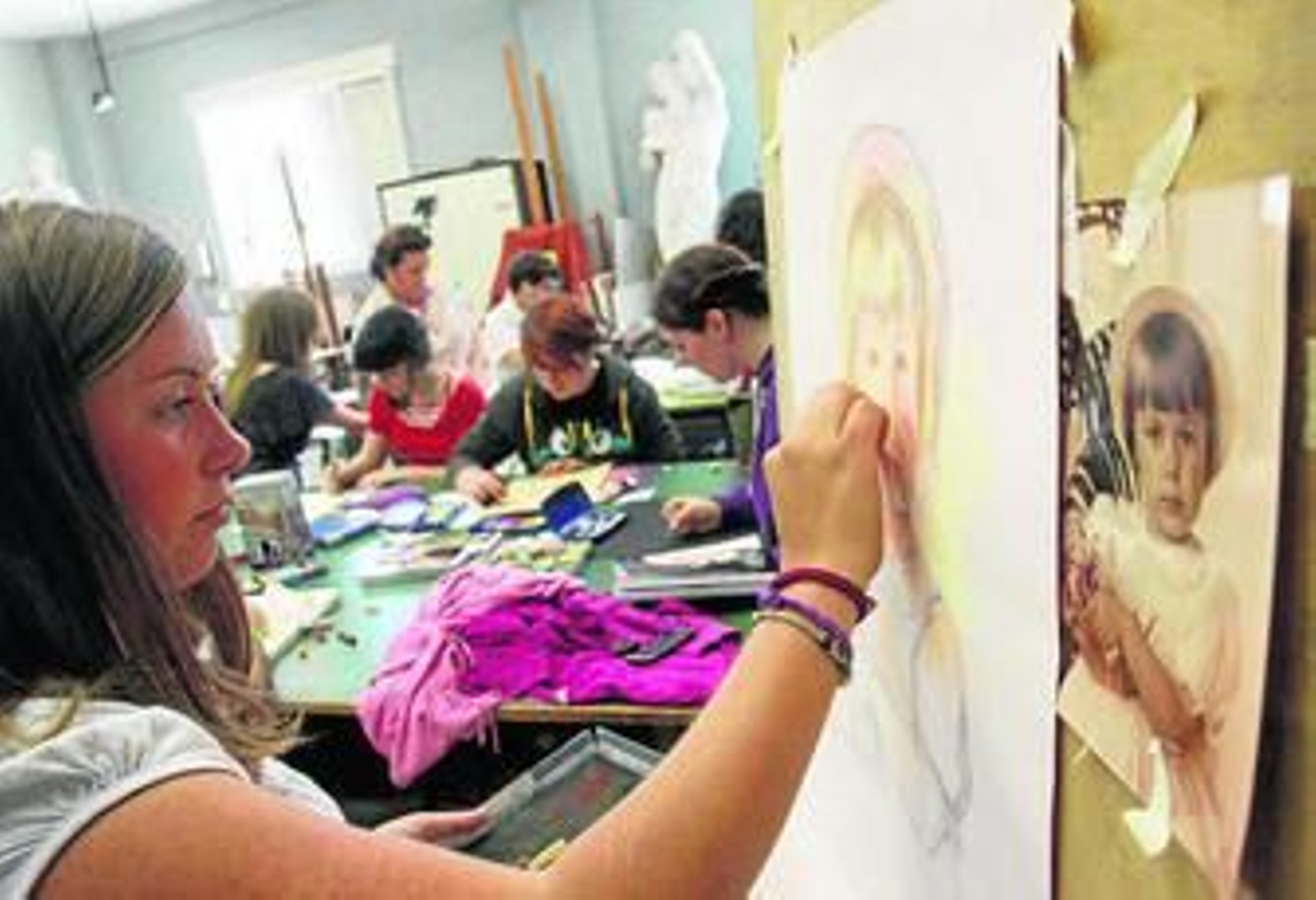 Escuela San Telmo, poco espacio para tanto arte