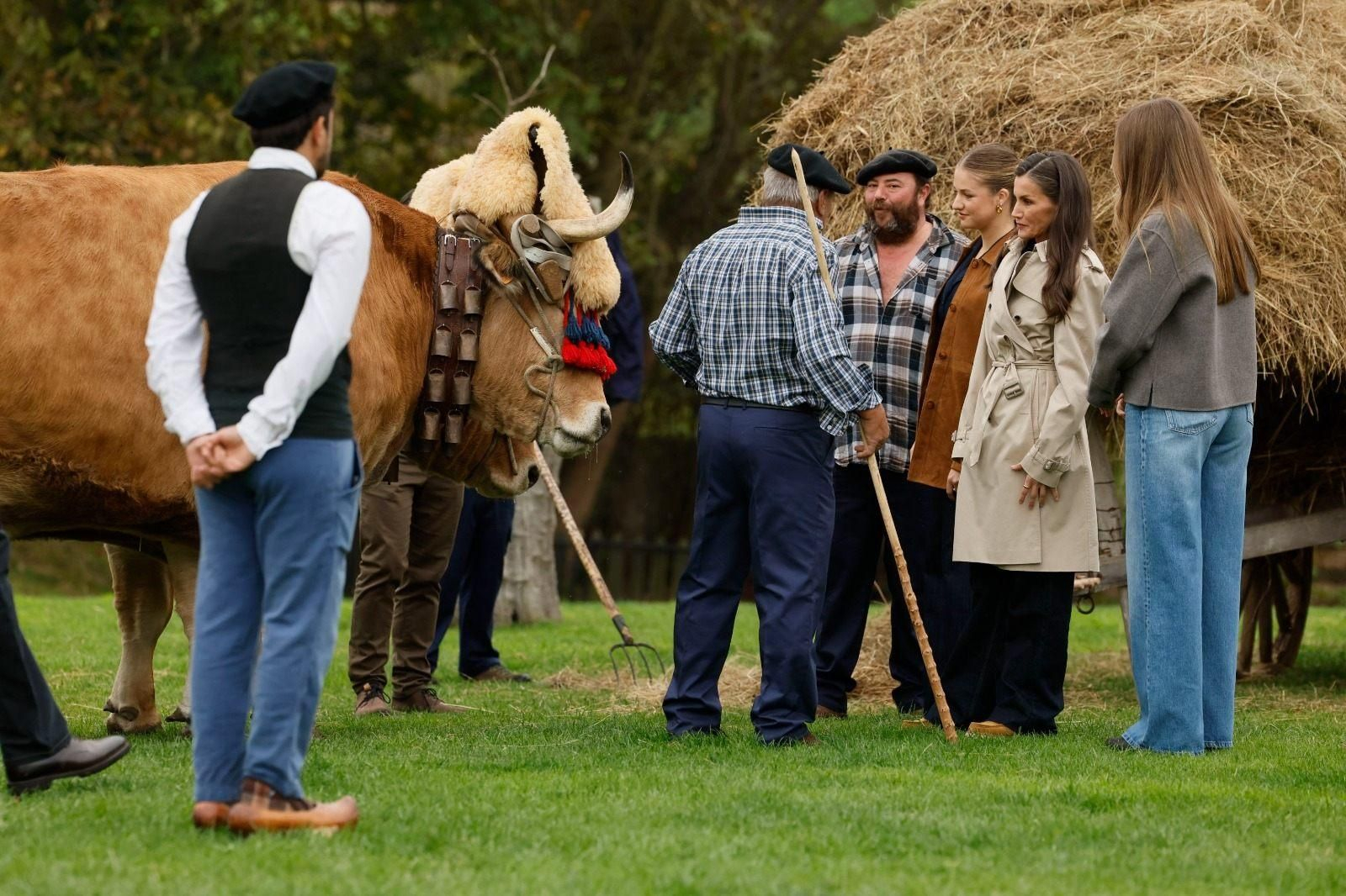 La Familia Real en Valdesoto, Pueblo Ejemplar de Asturias 2025, en imágenes