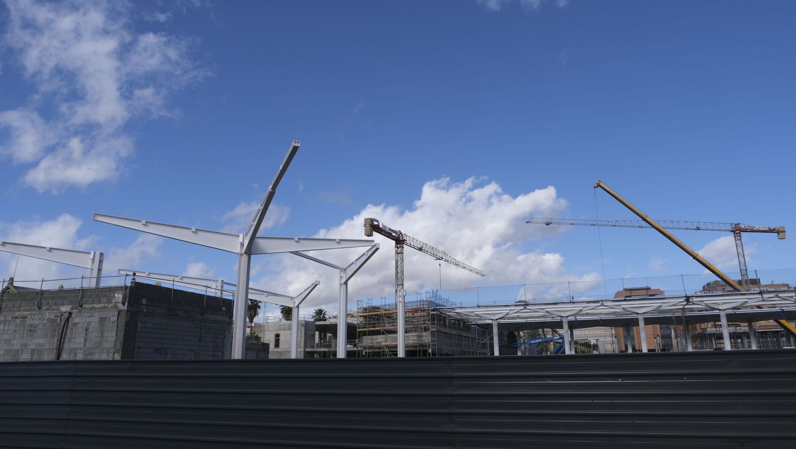 La llegada del AVE a Almería va tomando forma, en fotos