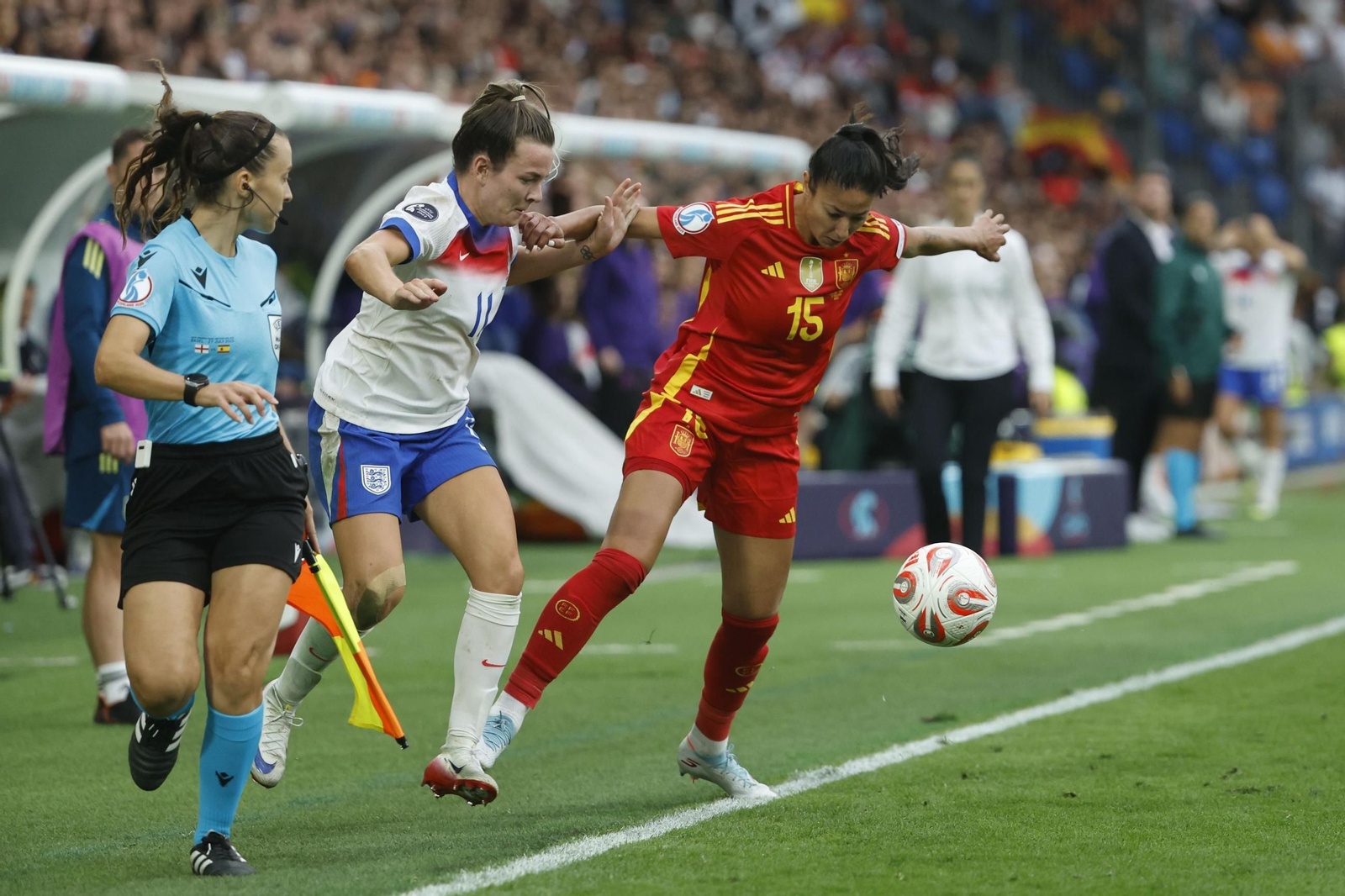 Las mejores imágenes de la final España - Inglaterra de la Eurocopa femenina