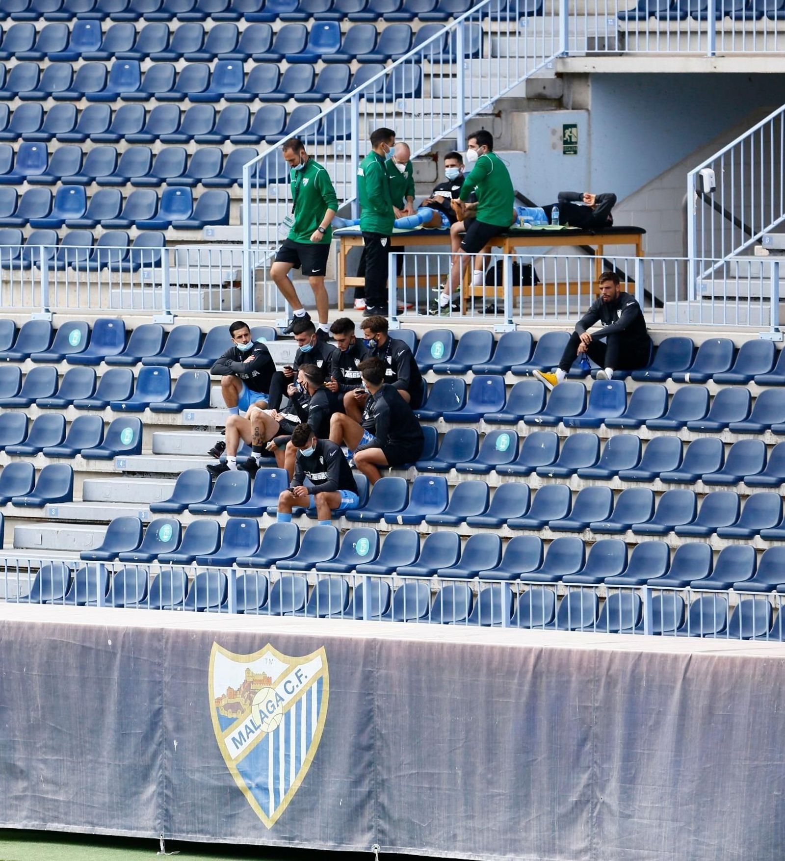 Las fotos del calentamiento del Málaga CF - Leganés