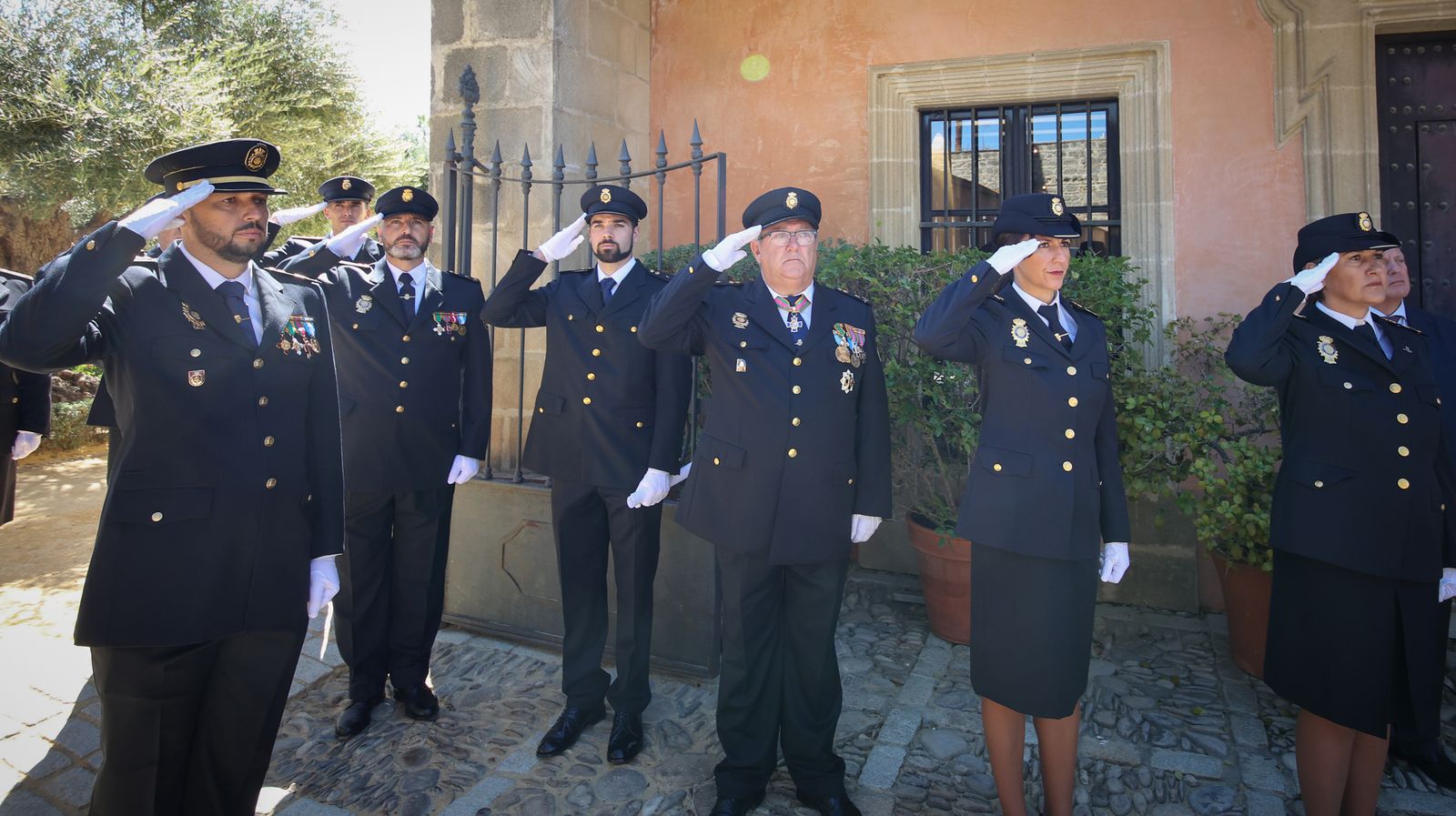 Emotivo acto por el Día de la Policía Nacional celebrado en Jerez