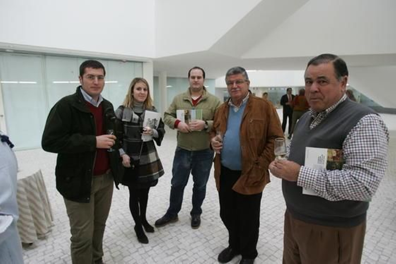 Asaja edita una nueva revista que retrata la historia del recién inaugurado Centro de Innovación y Tecnología Empresarial Agraria

Foto: Pascual