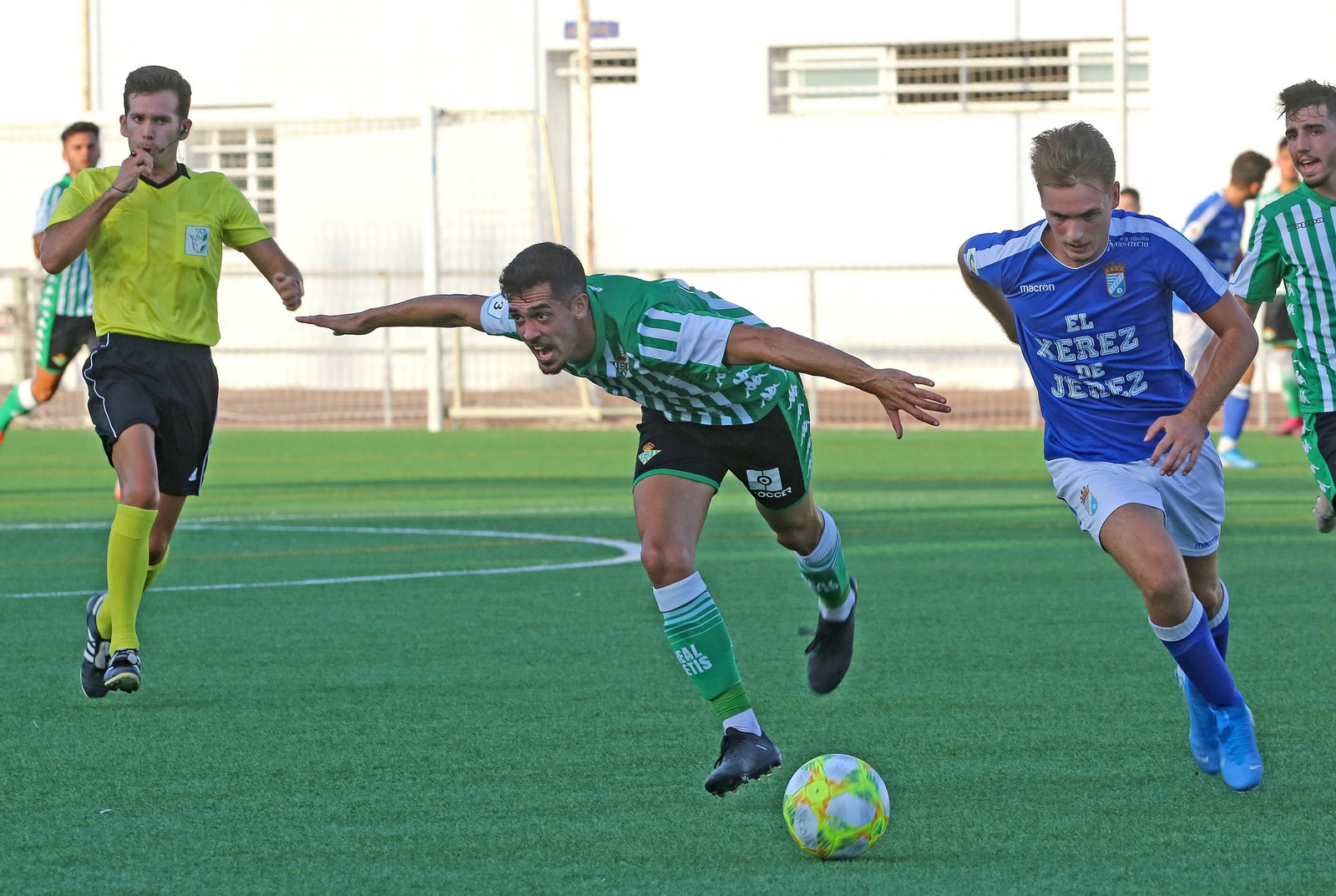 Imágenes del partido entre el Xerez CD. Y el Betis B