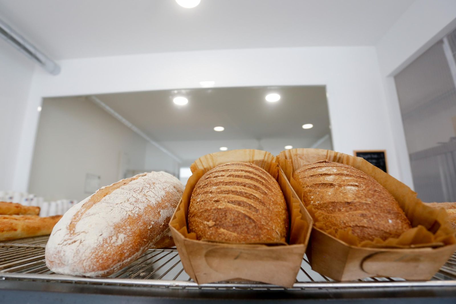Fotos de una visita a "Pastelito", la nueva panadería y pastelería que triunfa en Tarifa