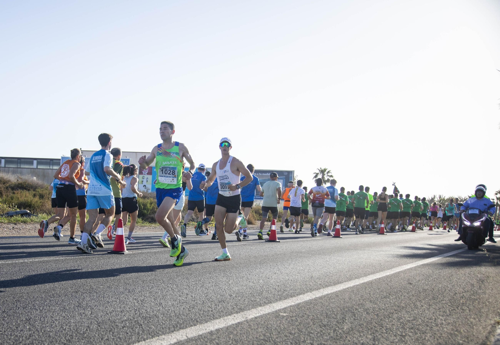 El Medio Maratón de Almería 2025, en imágenes