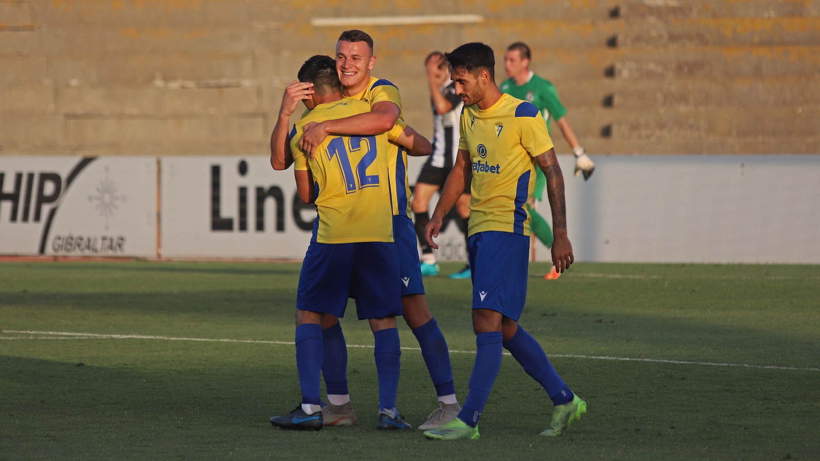 Las mejores fotos del Balona - Cádiz en La Línea
