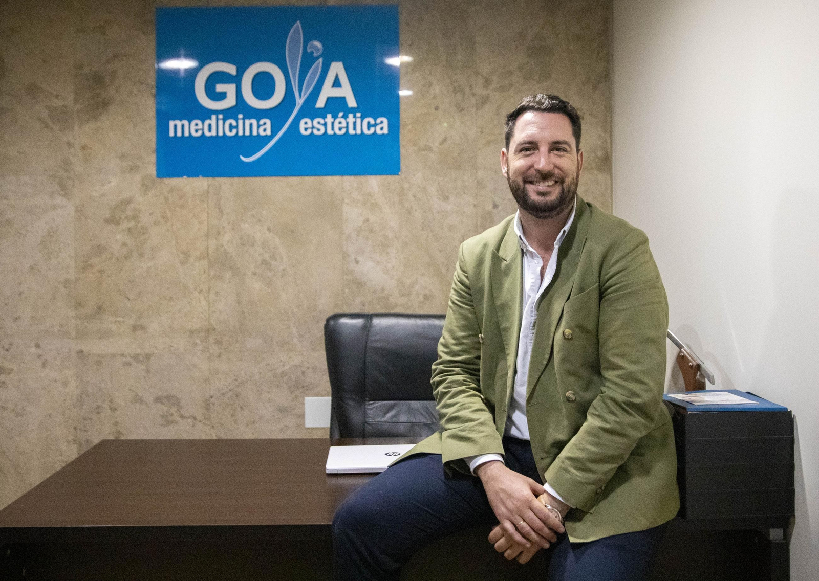 Antonio López lleva más de diez años en el sector de la medicina estética Antonio López lleva más de diez años en el sector de la medicina estética