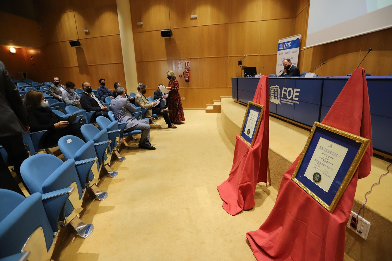 Imágenes de la asamblea general ordinaria en la FOE