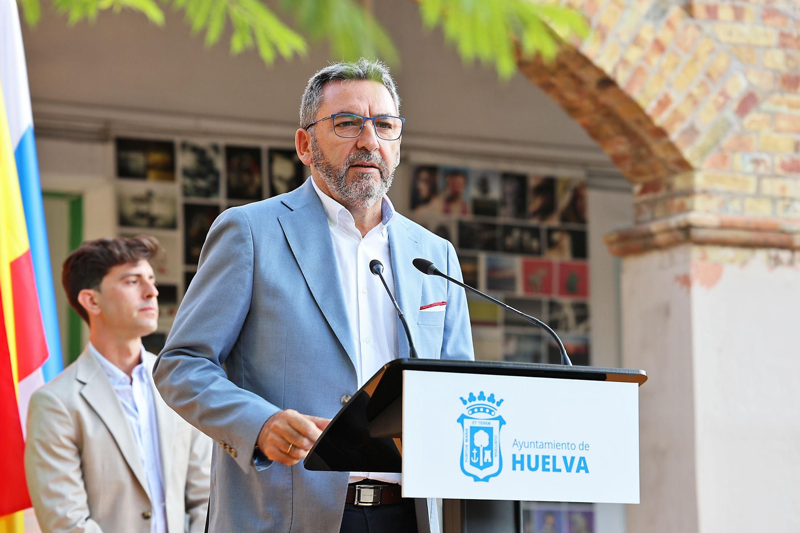 Imágenes del Pregón taurino de las Fiestas Colombinas 2025 a cargo de Luis Carlos Sáenz de la Torre