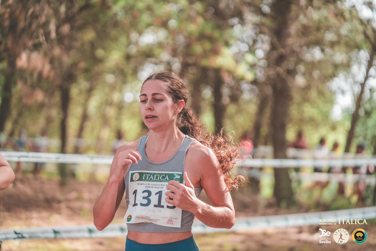 Búscate en las fotos del Cross de Itálica 2025 | 1