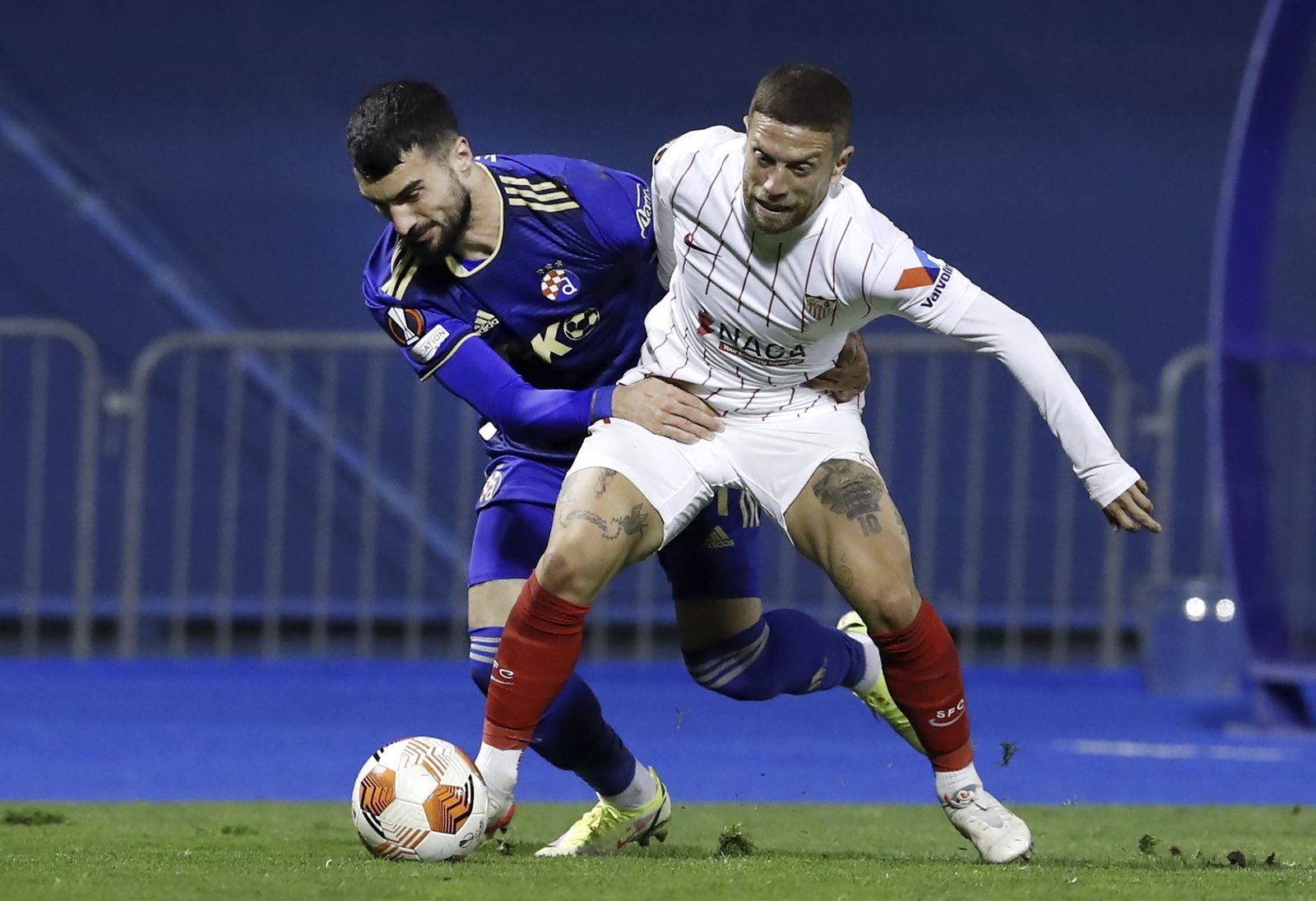 Las imágenes del Dinamo de Zagreb-Sevilla