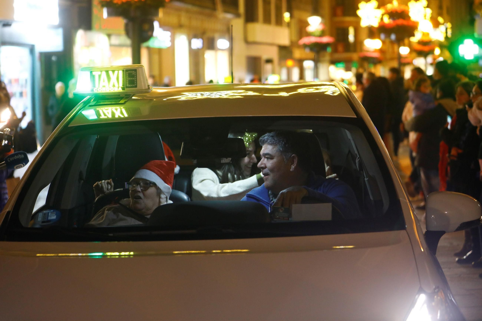 Las fotos del Paseo de la Ilusión de los mayores de Córdoba