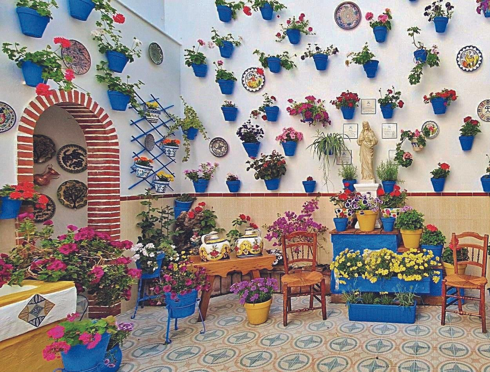 Patio de la casa de hermandad de La Misericordia de Rute