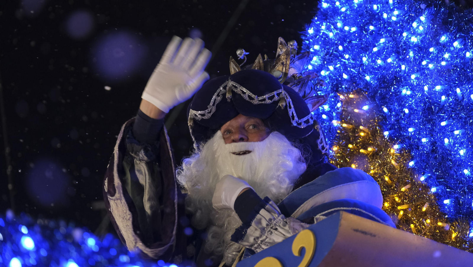 Imágenes de la Cabalgata de los Reyes Magos en Almería
