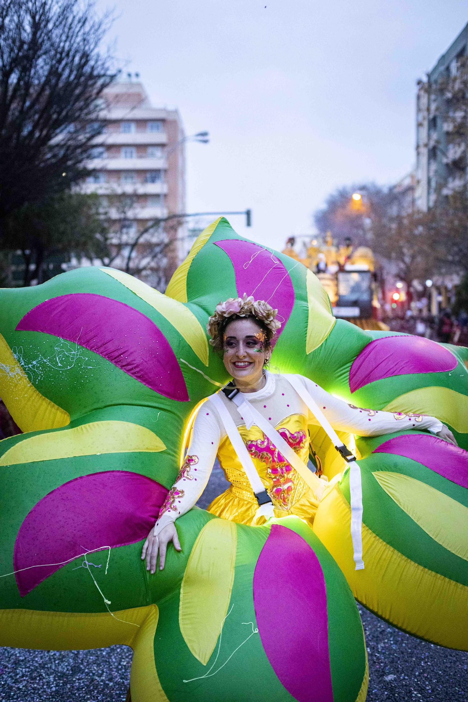 La Cabalgata Magna del Carnaval de Cádiz 2024, en imágenes