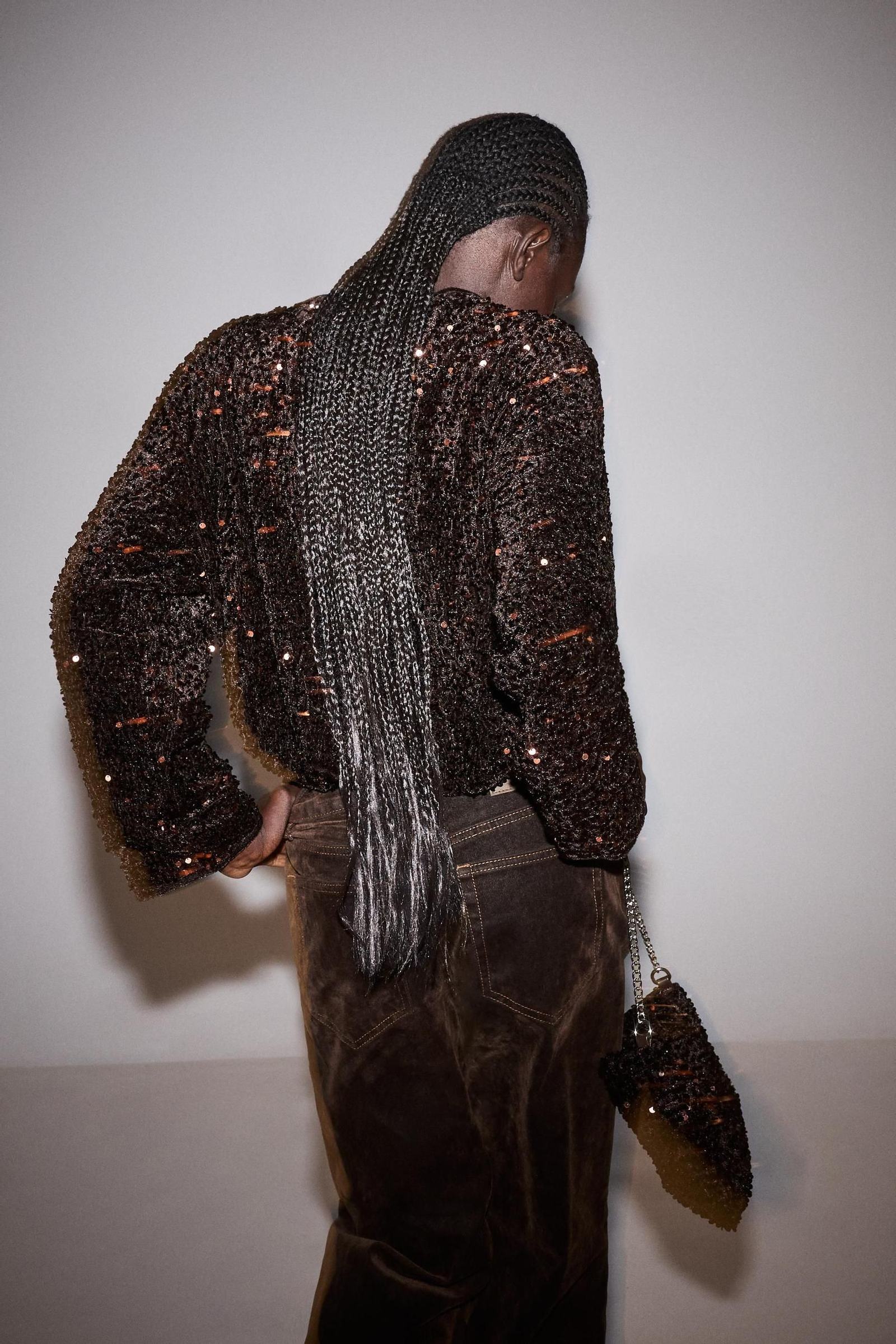 Sudadera de lentejuelas de Lefties.