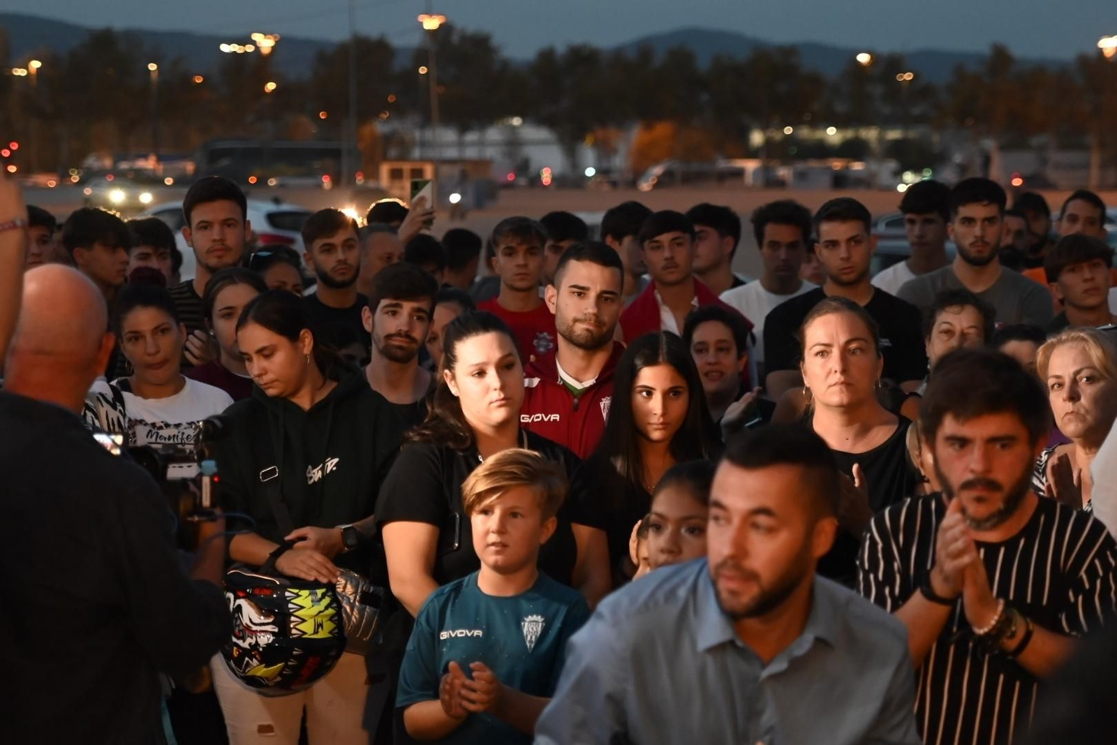 El homenaje del Córdoba CF a Álvaro Prieto a las puertas de El Arcángel, en imágenes