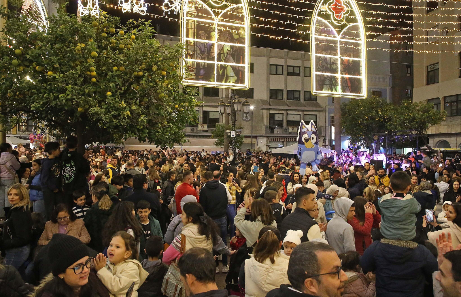 La inauguración del alumbrado navideño de Algeciras, en imágenes