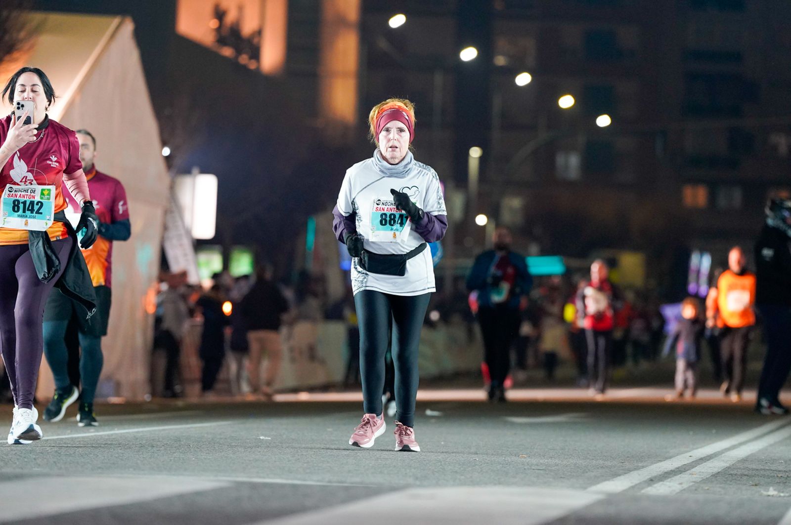 En imágenes: búscate en tu llegada a meta de la Carrera de San Antón 2026 (4)