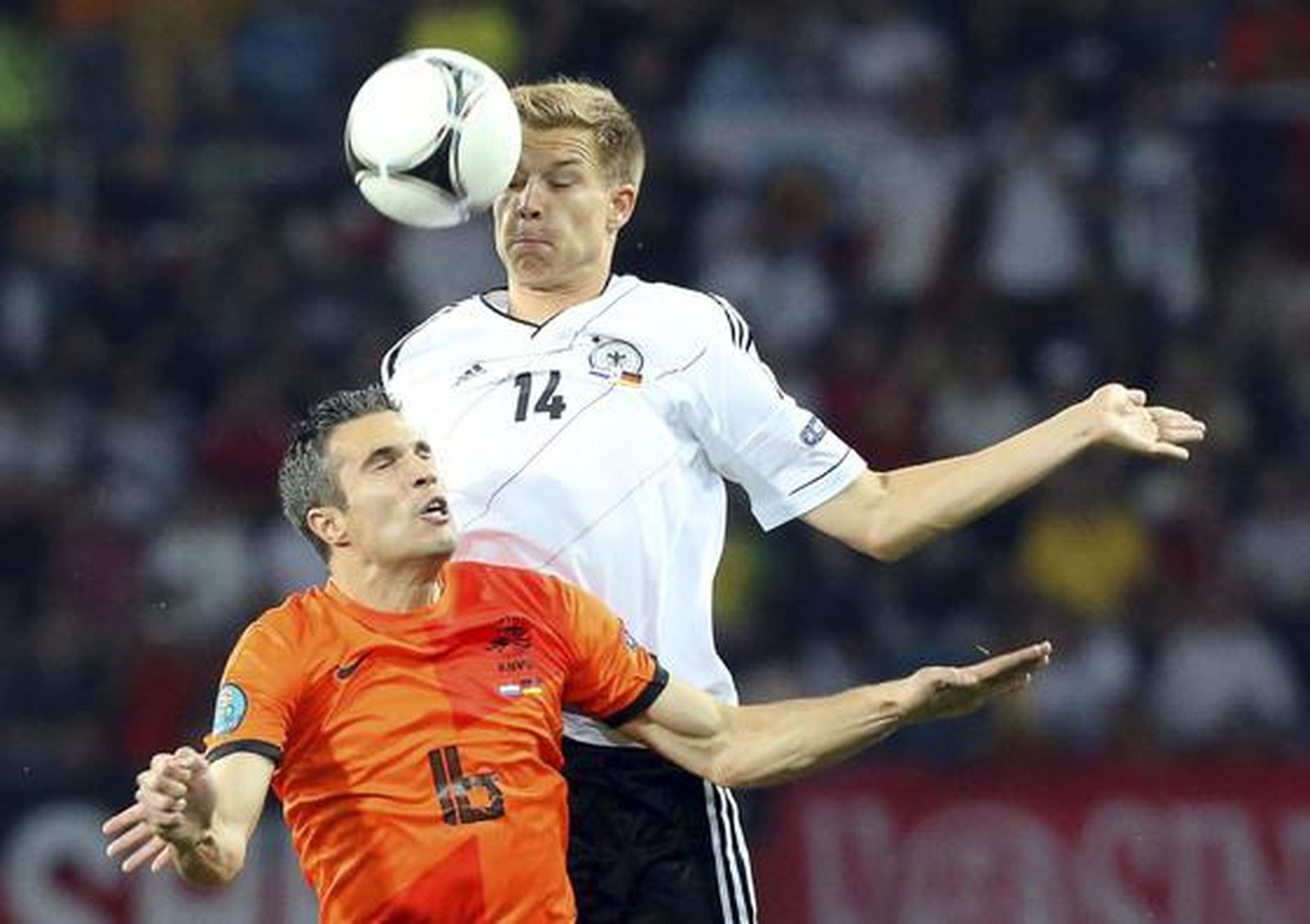 Alemania da un golpe en la mesa al vencer 1-2 a Holanda.

Foto: EFE