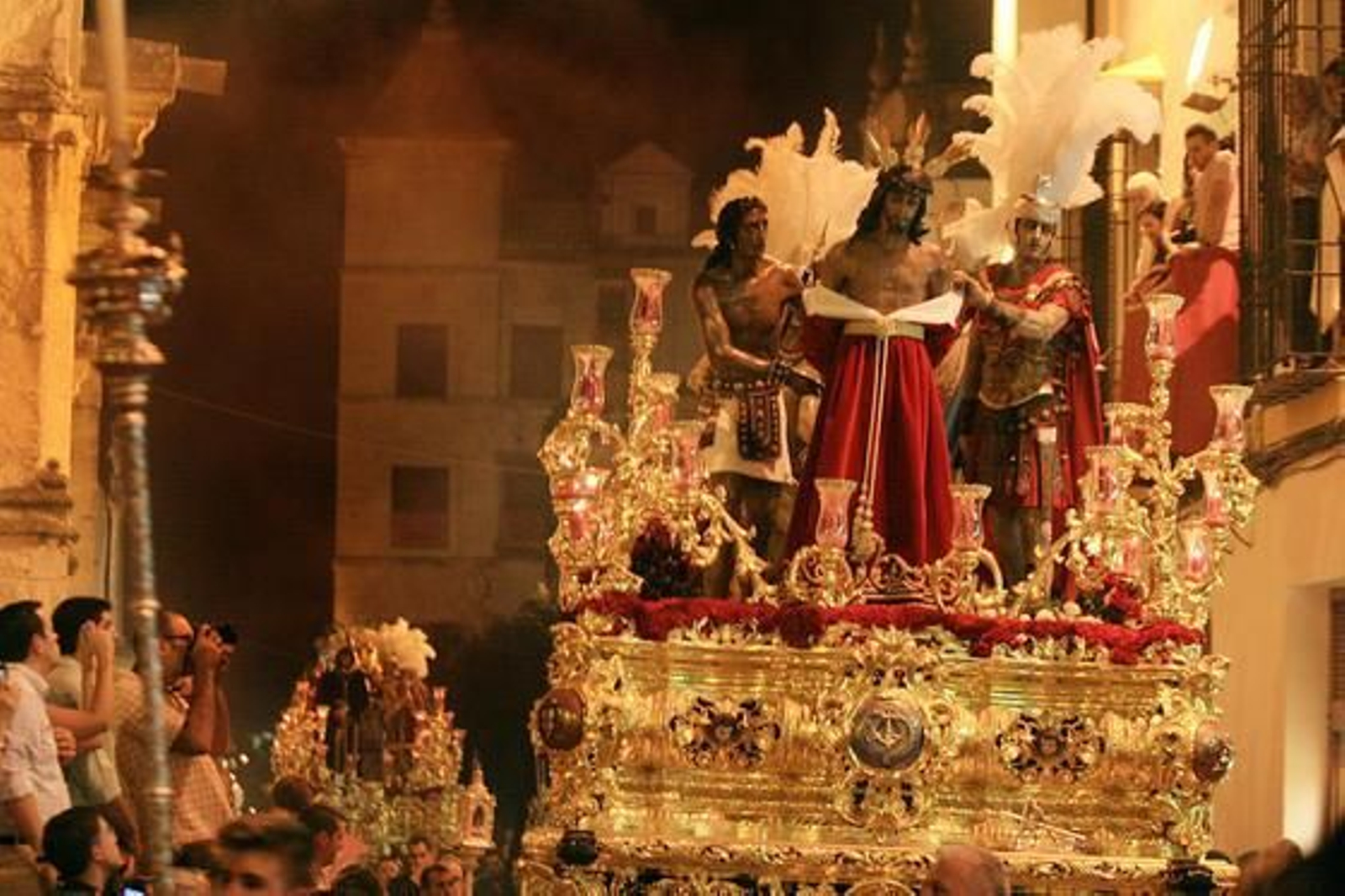 Diez años del Vía Crucis Magno en Córdoba: las mejores imágenes de este gran acto
