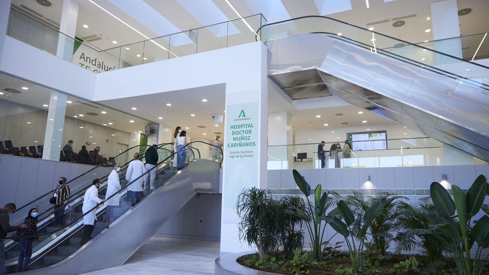 El Hospital Militar reconvertido en Hospital Doctor Muñoz Cariñanos por el Gobierno de Juanma Moreno.