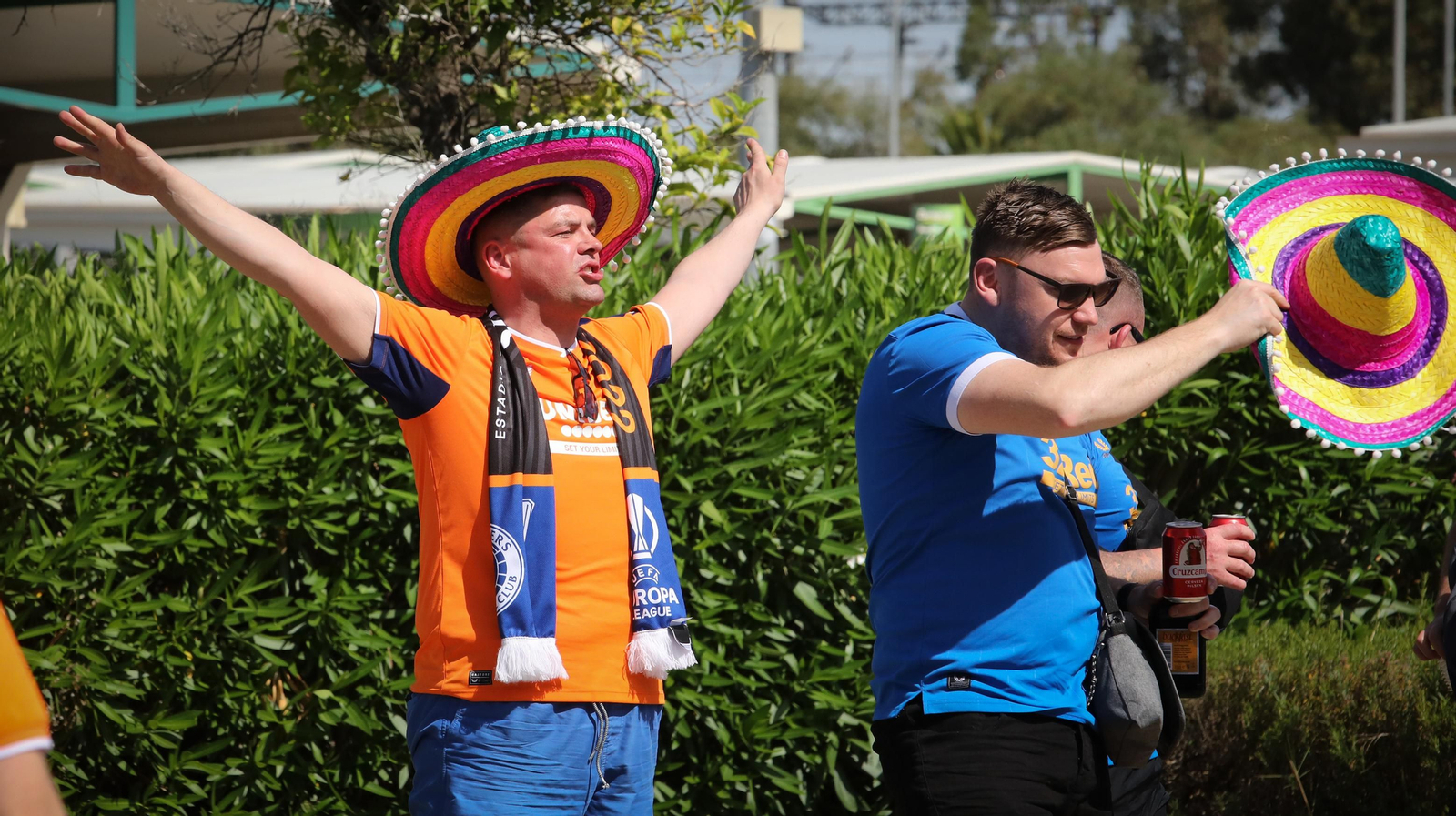 El Aeropuerto de Jerez recibe a hinchas de Glasgow Rangers y Eintracht Frankfurt