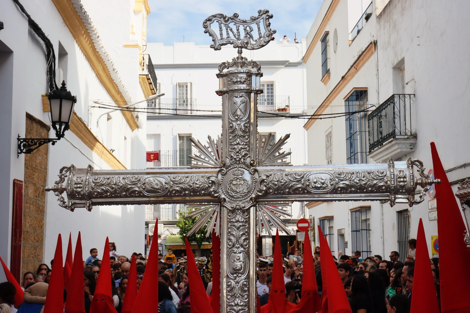 Imágenes de la salida de Humildad y Paciencia en la Semana Santa de Chiclana 2025